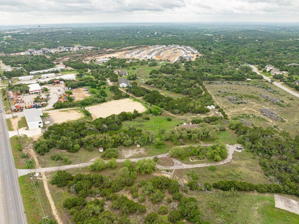 9415 W US HWY 290 S