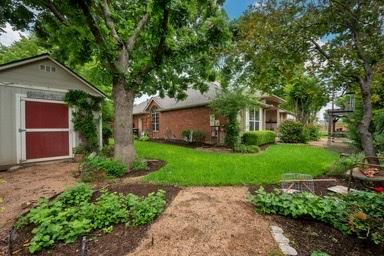 604 Belmont DR
