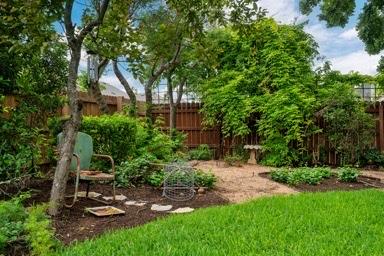 604 Belmont DR