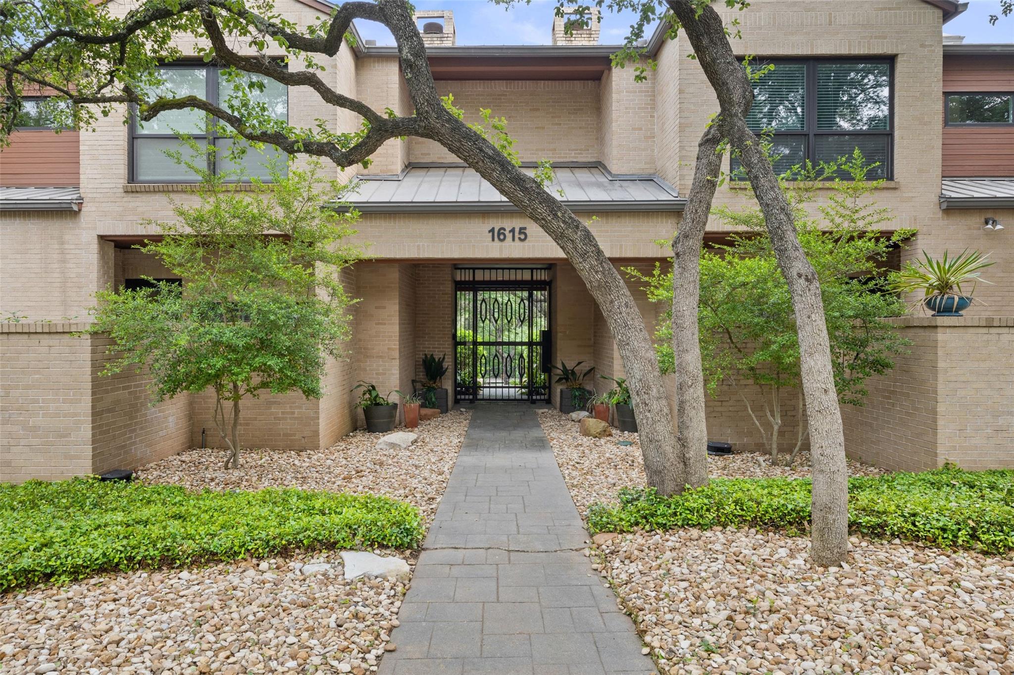 1615 Spyglass DR # 4