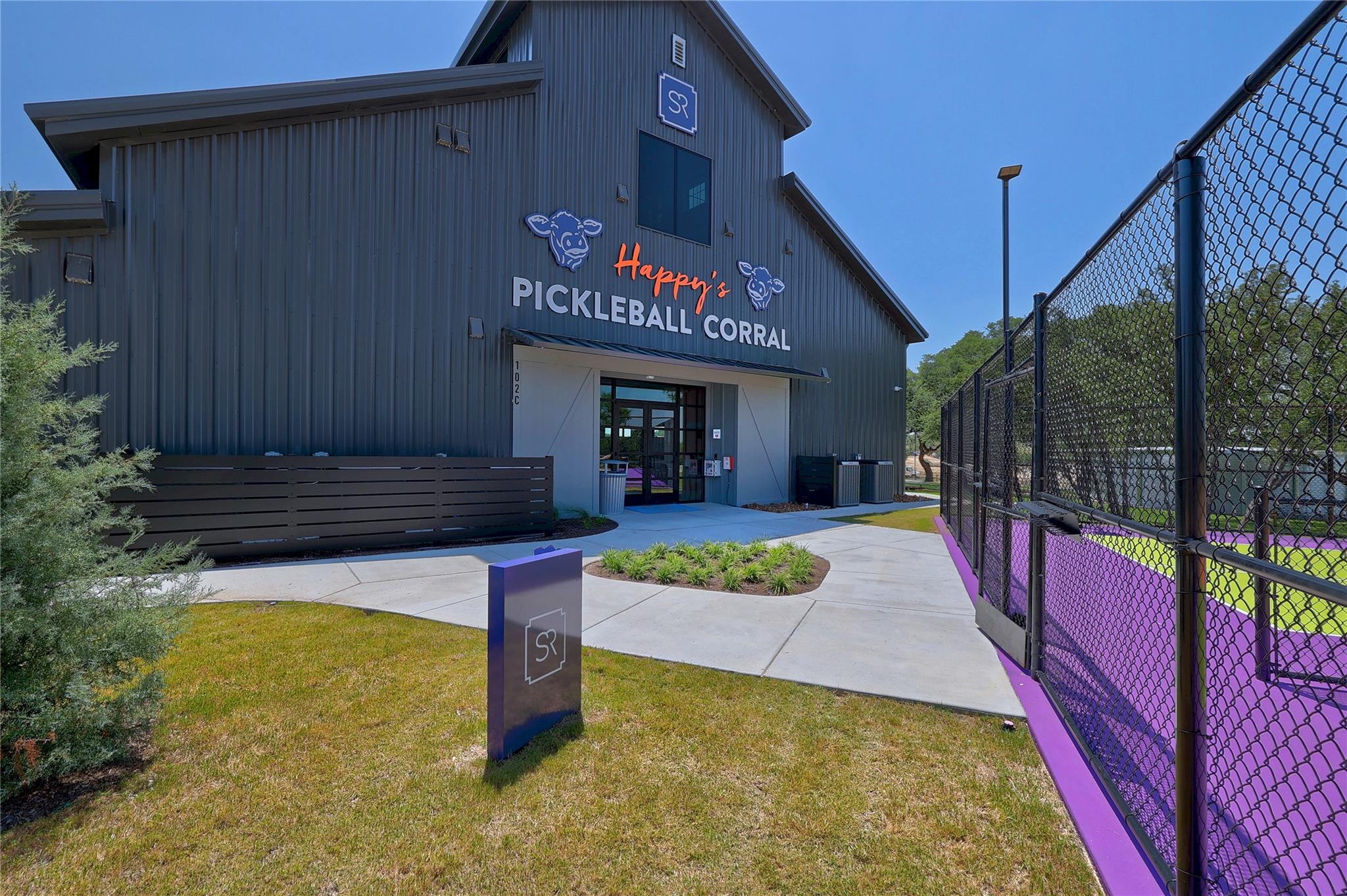 825 Olinda WAY