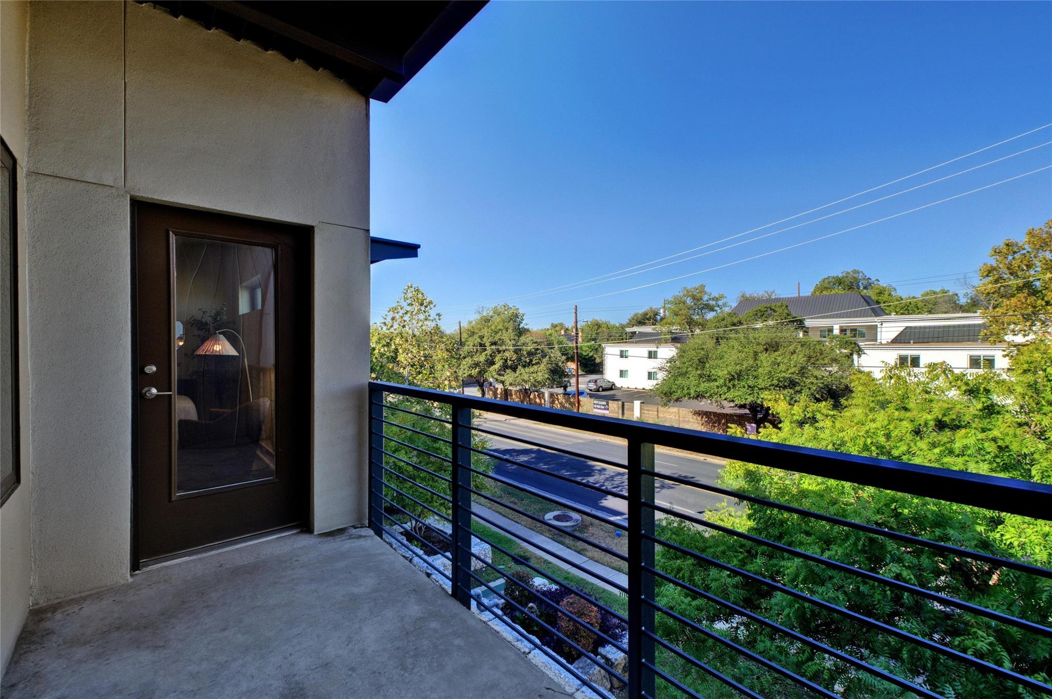 1603 Enfield RD # 305