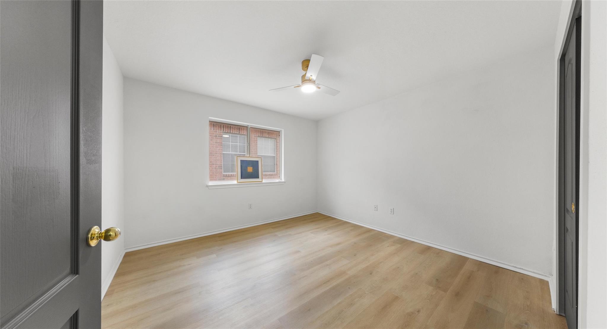 2527 Crenshaw DR