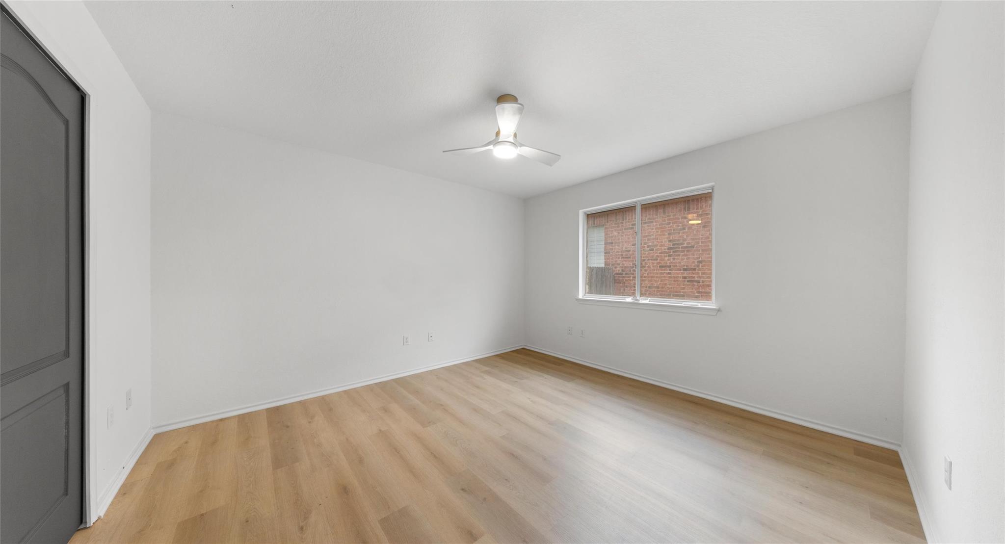 2527 Crenshaw DR