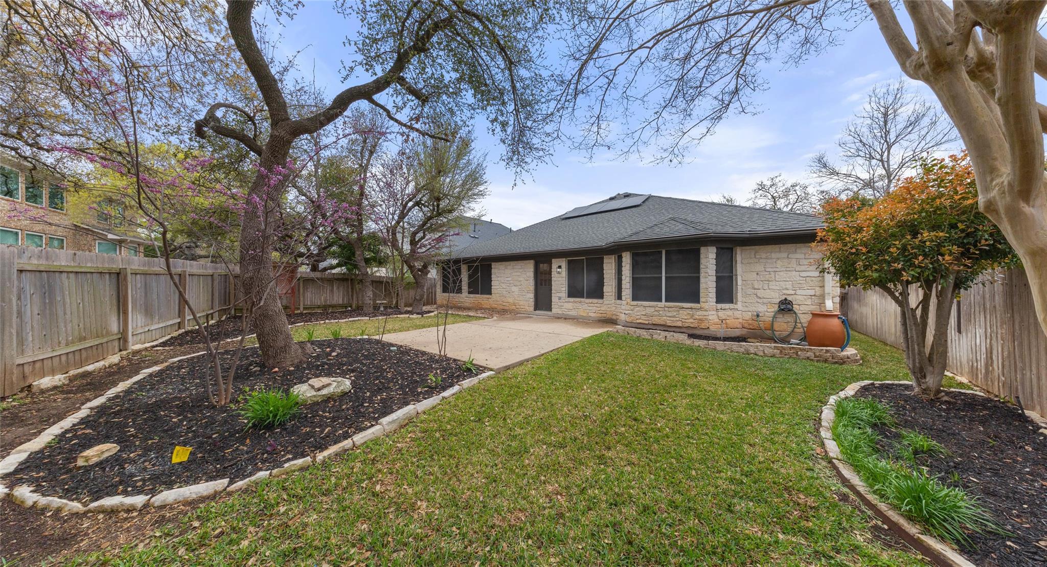 2527 Crenshaw DR