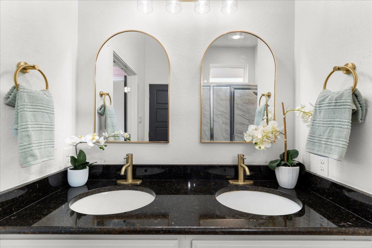 2408 Vintage Stave RD # 101