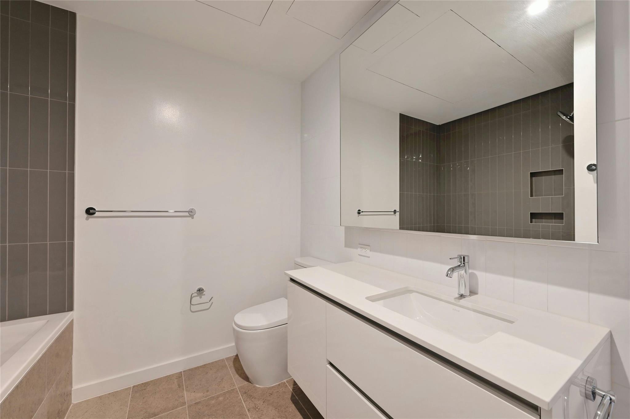 313 W 17th ST # 2501