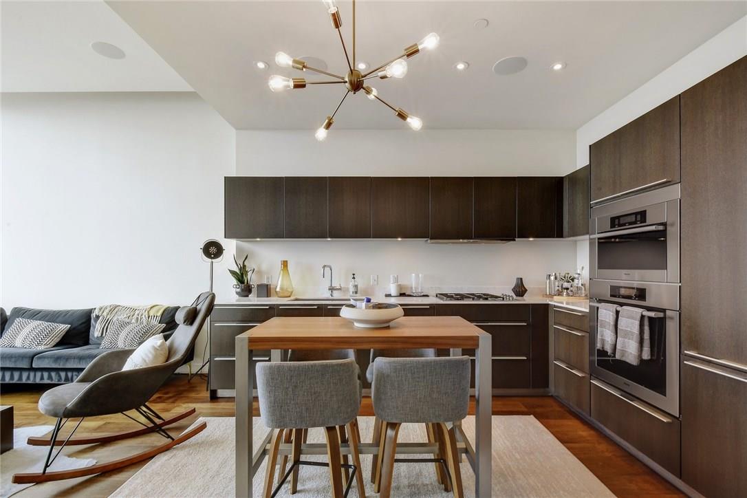 210 Lavaca ST # 2005