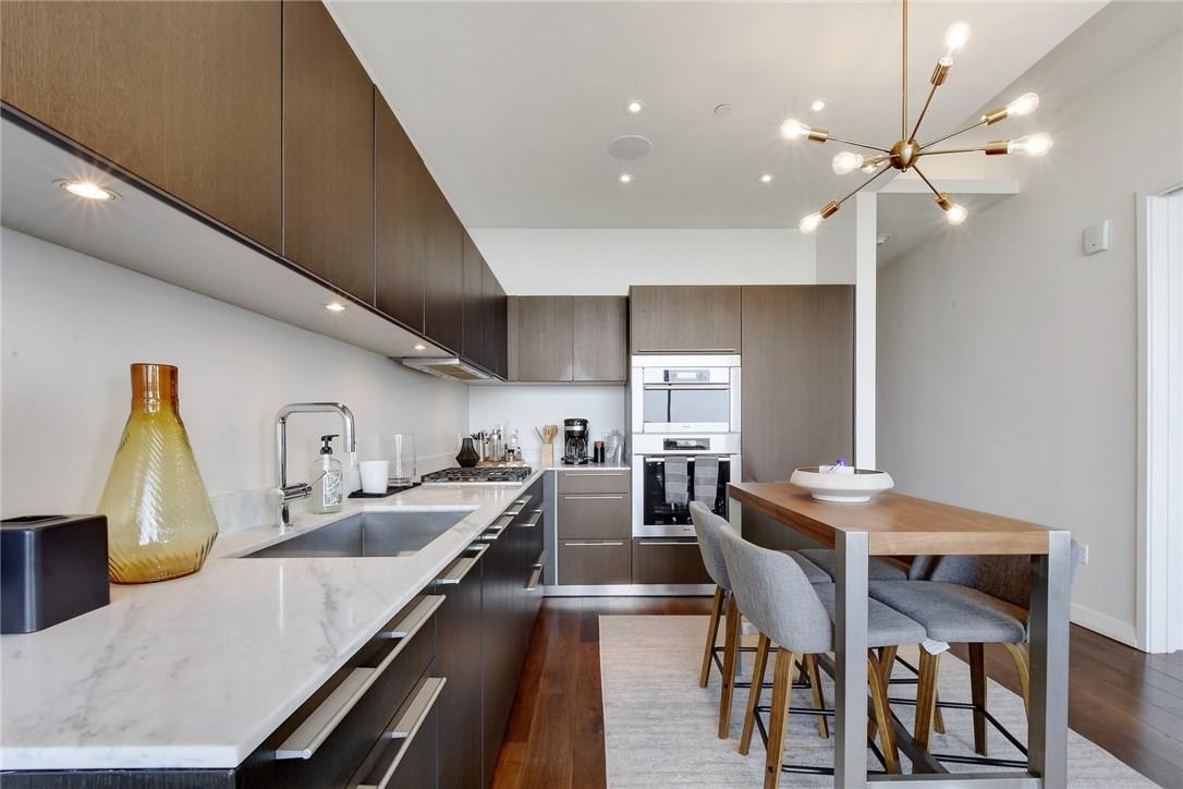 210 Lavaca ST # 2005