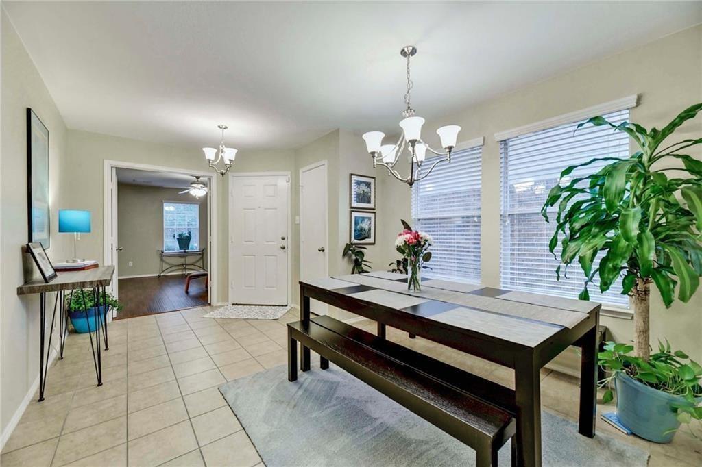 145 Grazing Horse LN
