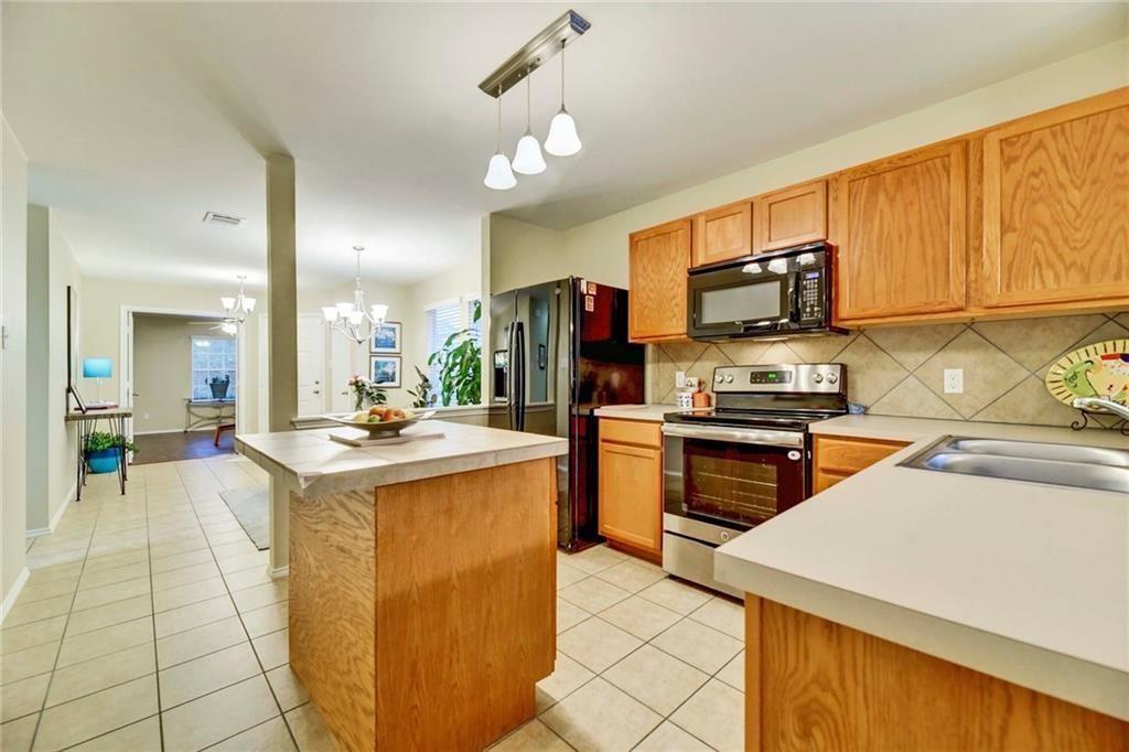 145 Grazing Horse LN