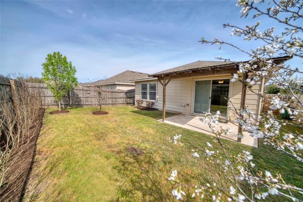 145 Grazing Horse LN