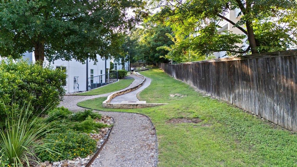 2800 DEL CURTO RD # 12