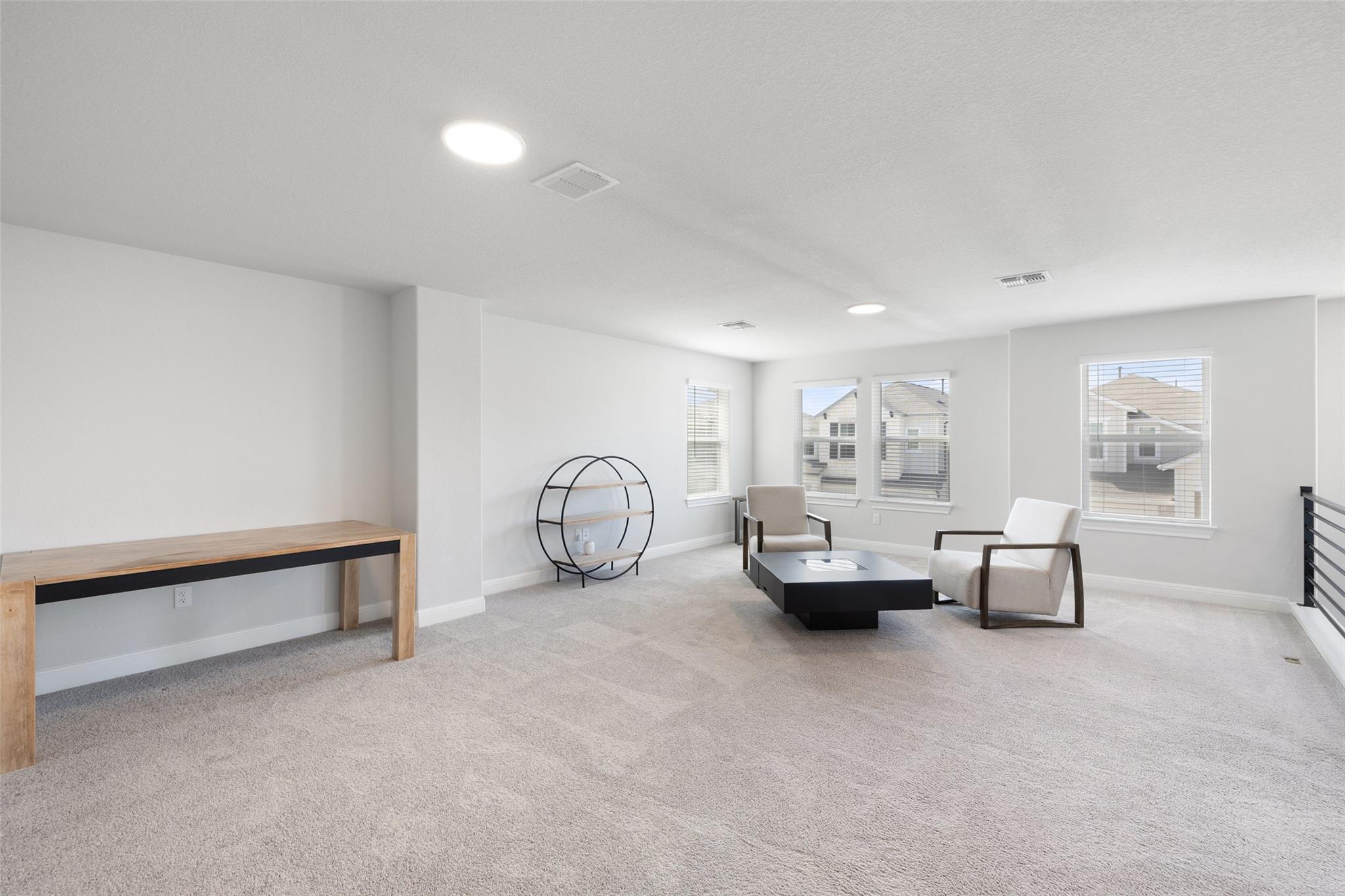 1012 Legend Milton LN