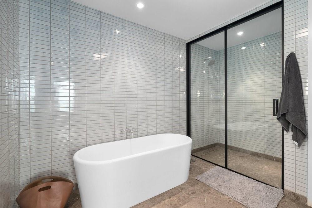 202 Nueces ST # 1906