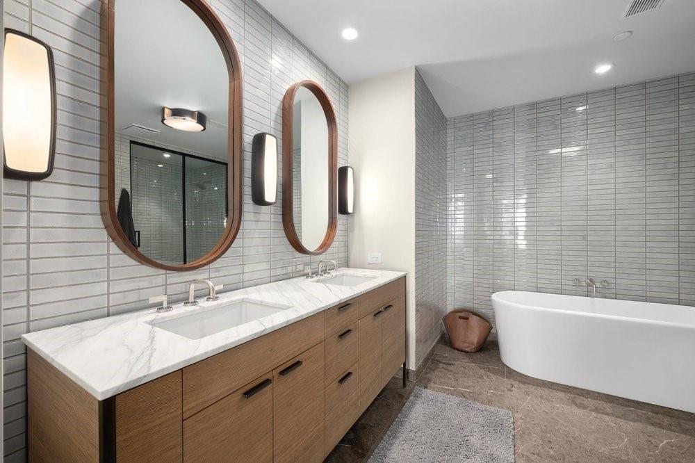 202 Nueces ST # 1906