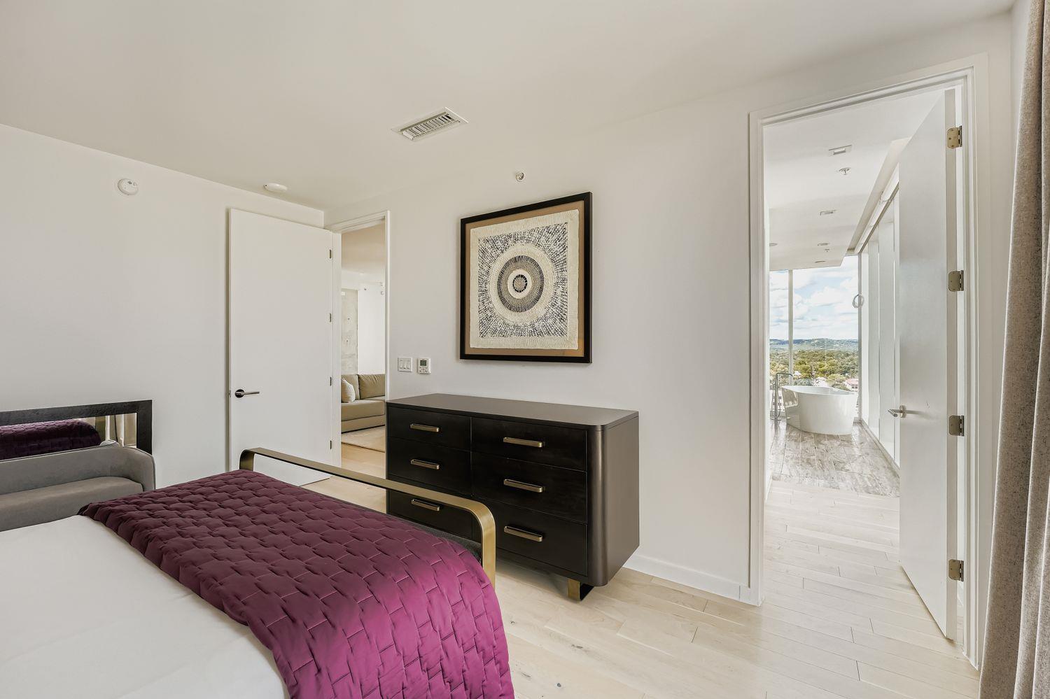 313 W 17th ST # 1404