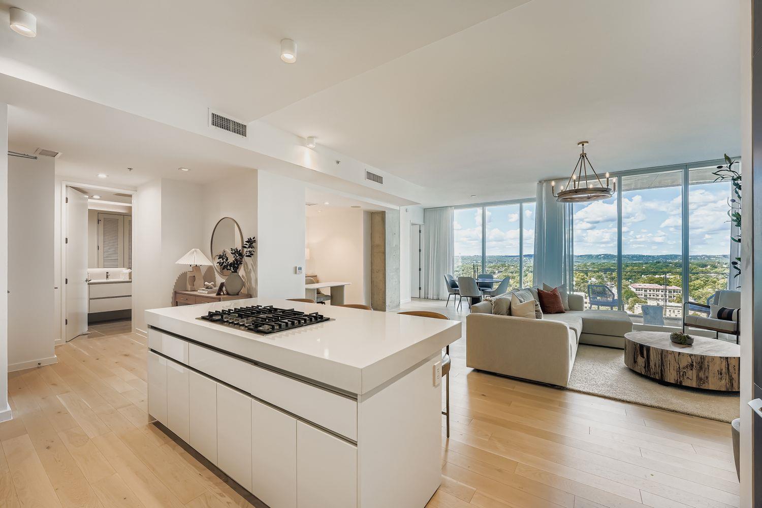 313 W 17th ST # 1404