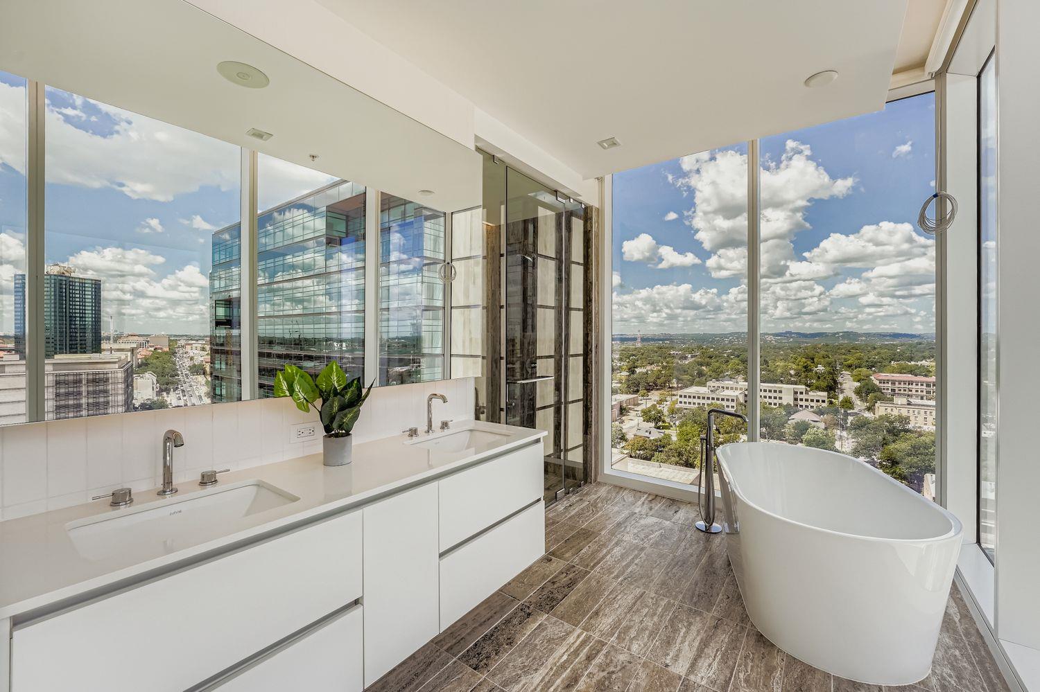 313 W 17th ST # 1404