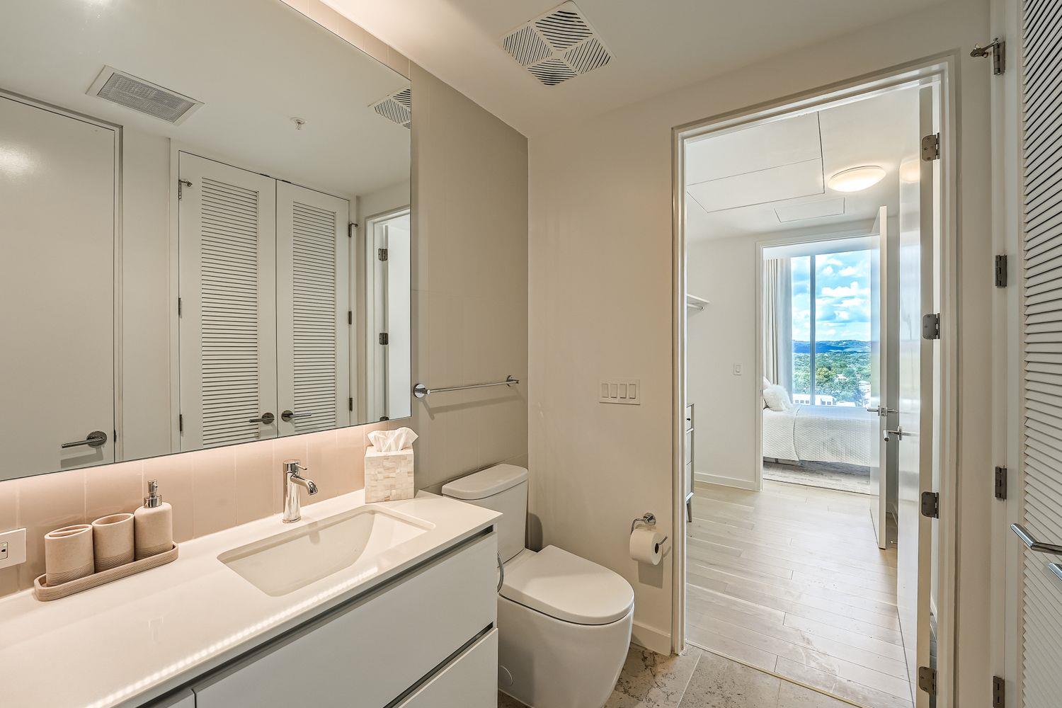 313 W 17th ST # 1404