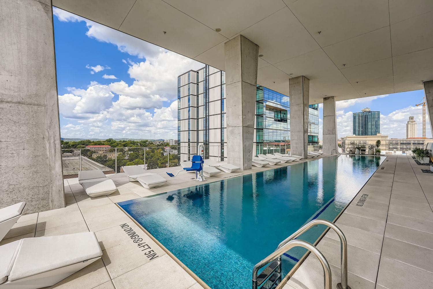 313 W 17th ST # 1404