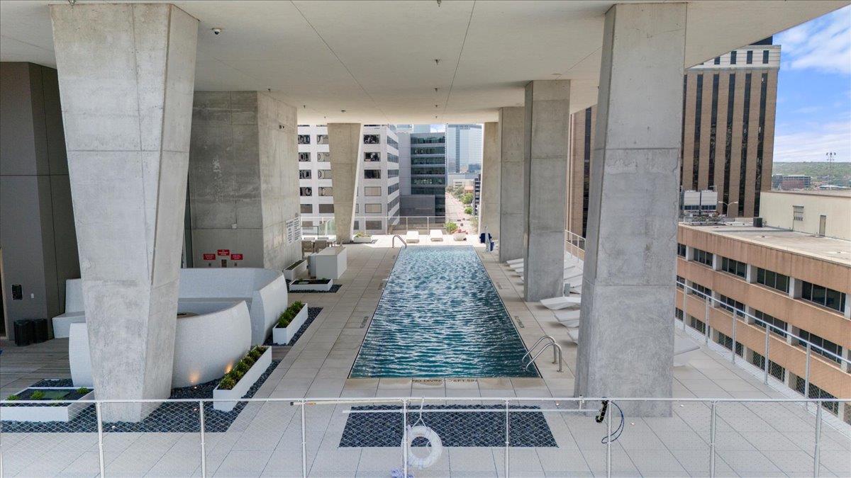 313 W 17th ST # 1804