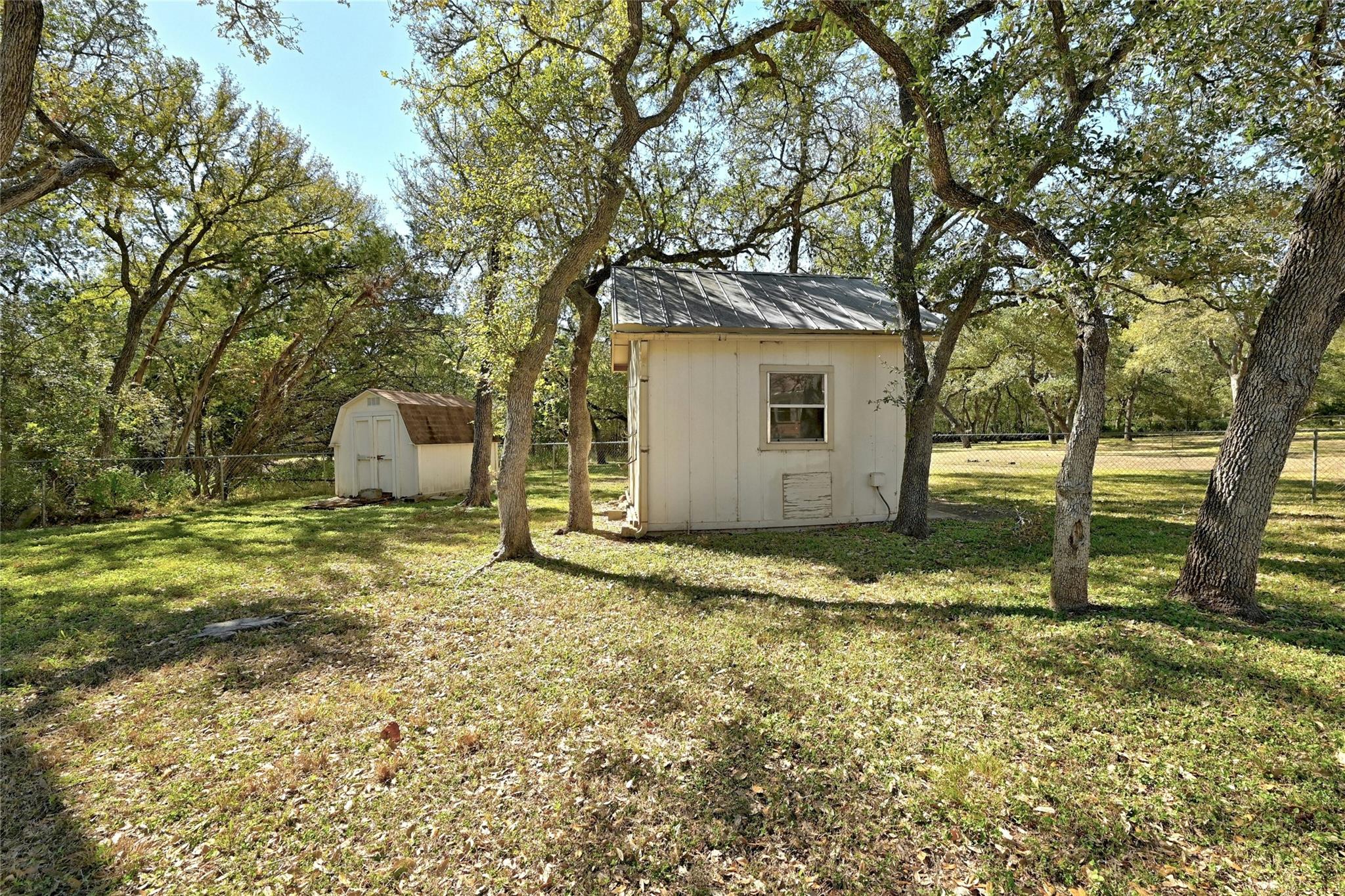 713 Mountain DR