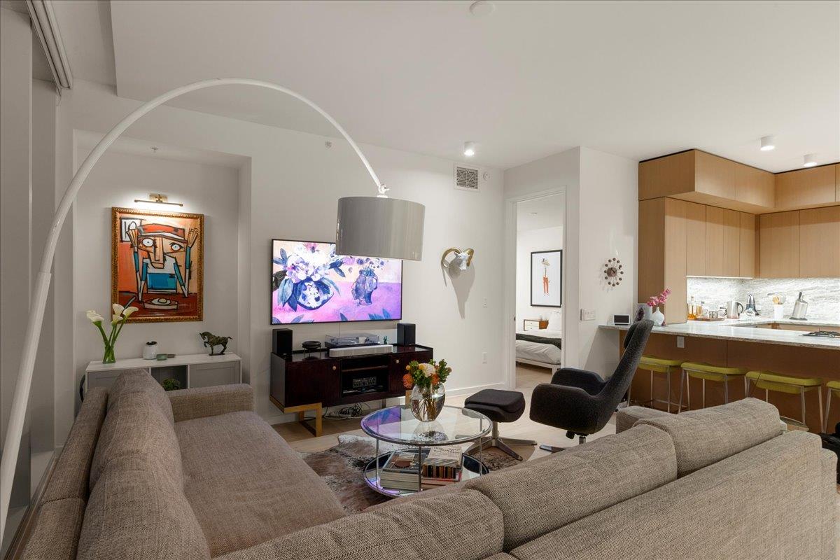 313 W 17th ST # 1104