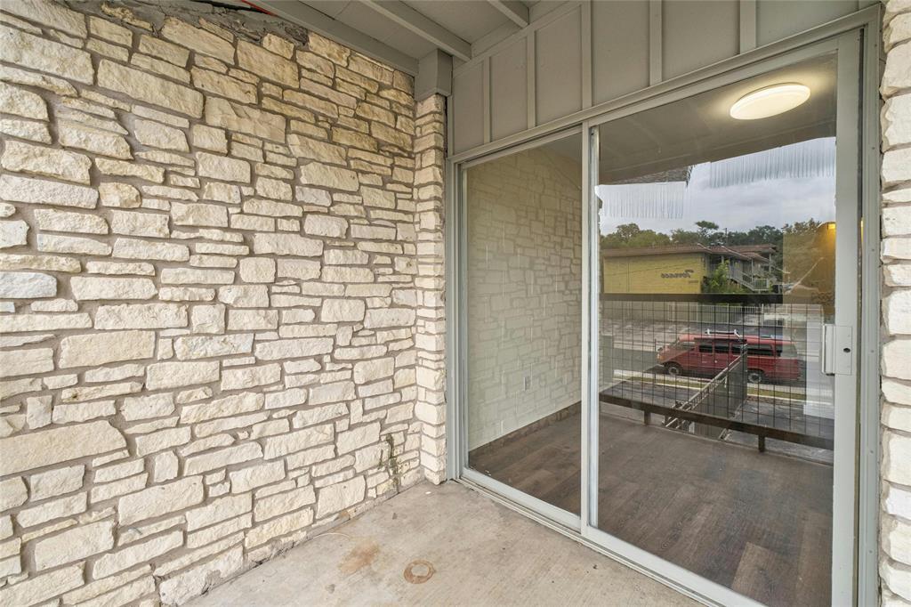 2303 East Side DR # 204