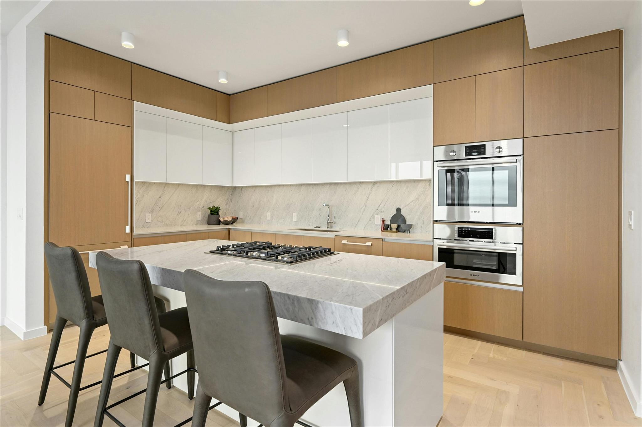 313 W 17th ST # 2304