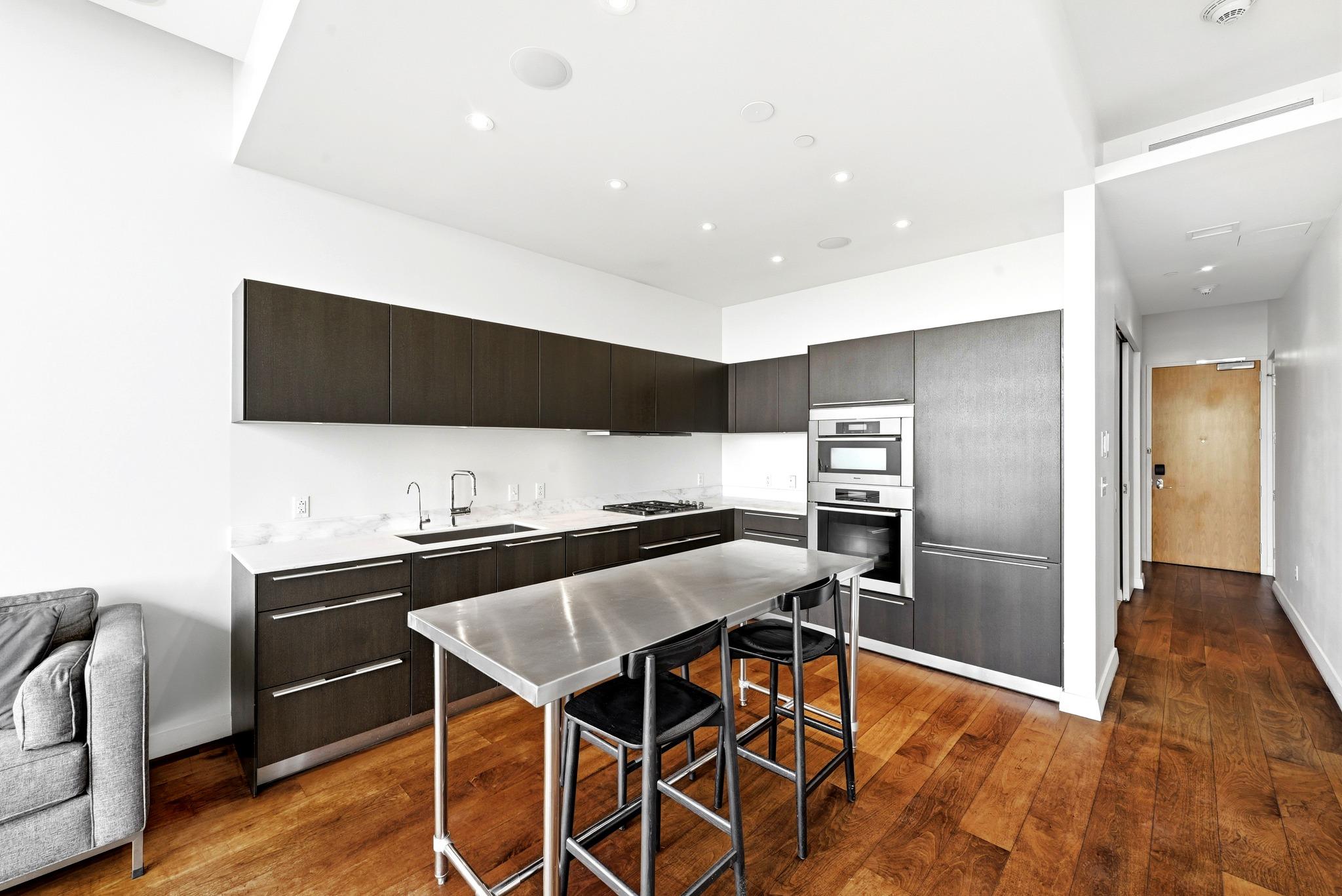 210 Lavaca ST # 2602