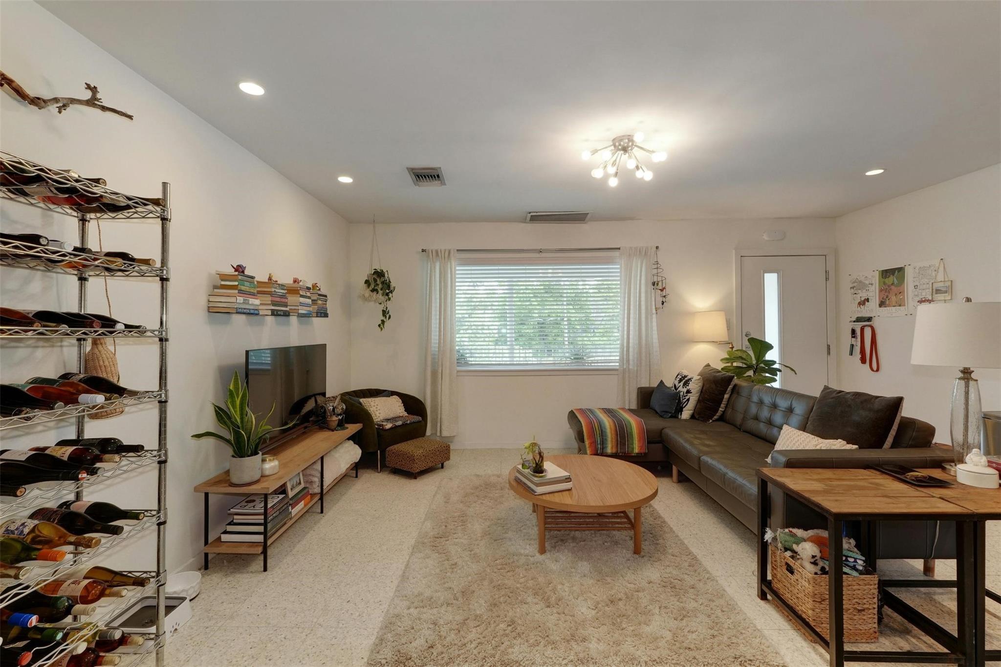 1208 Enfield RD # 202