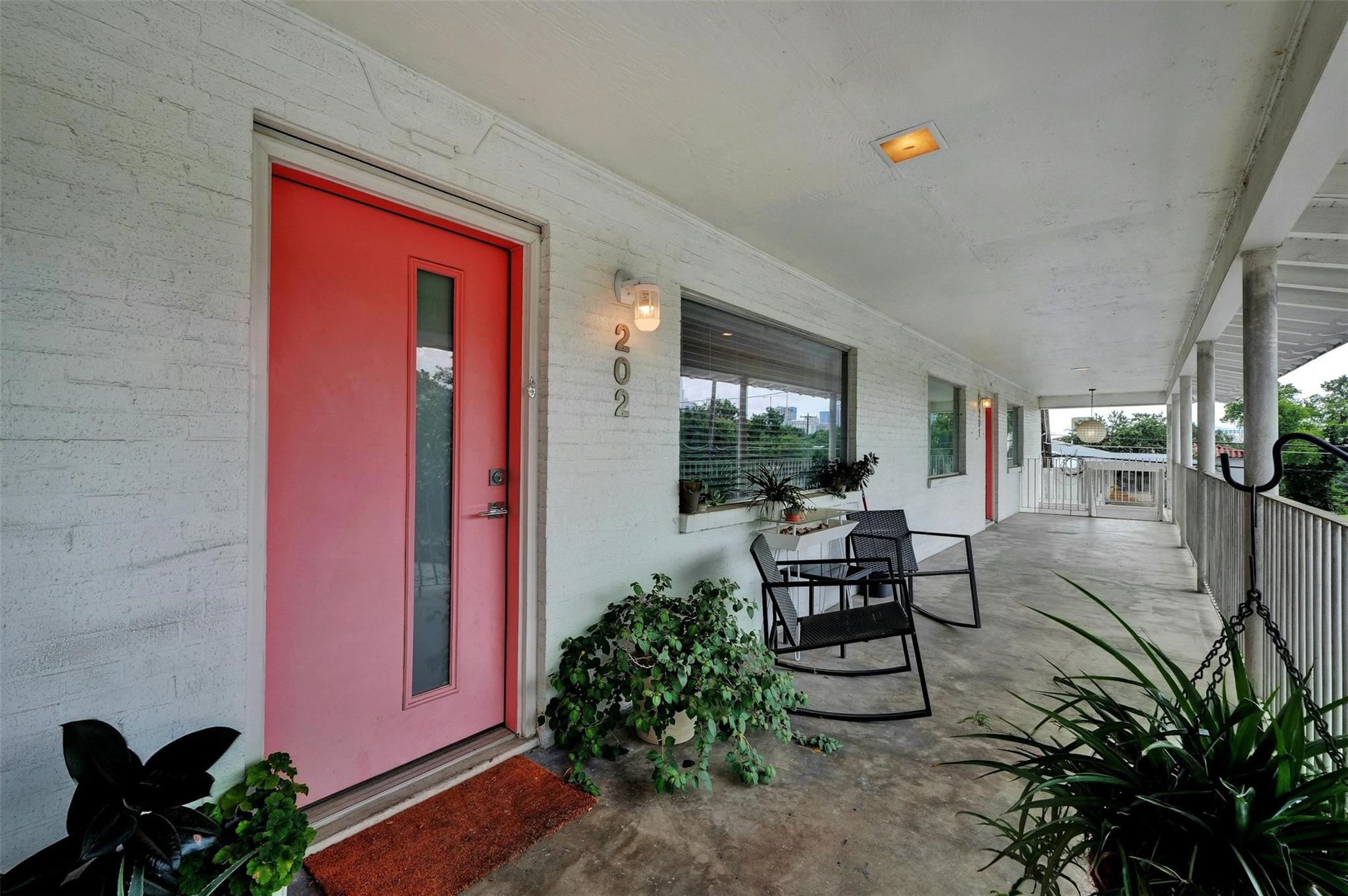 1208 Enfield RD # 202