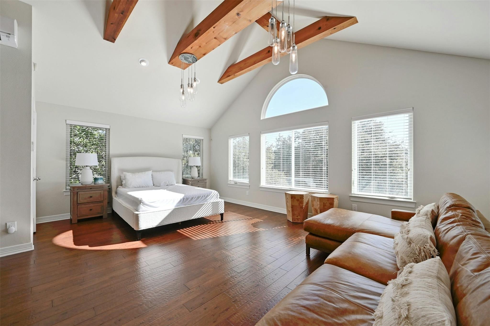 5606 CRAGGY PT