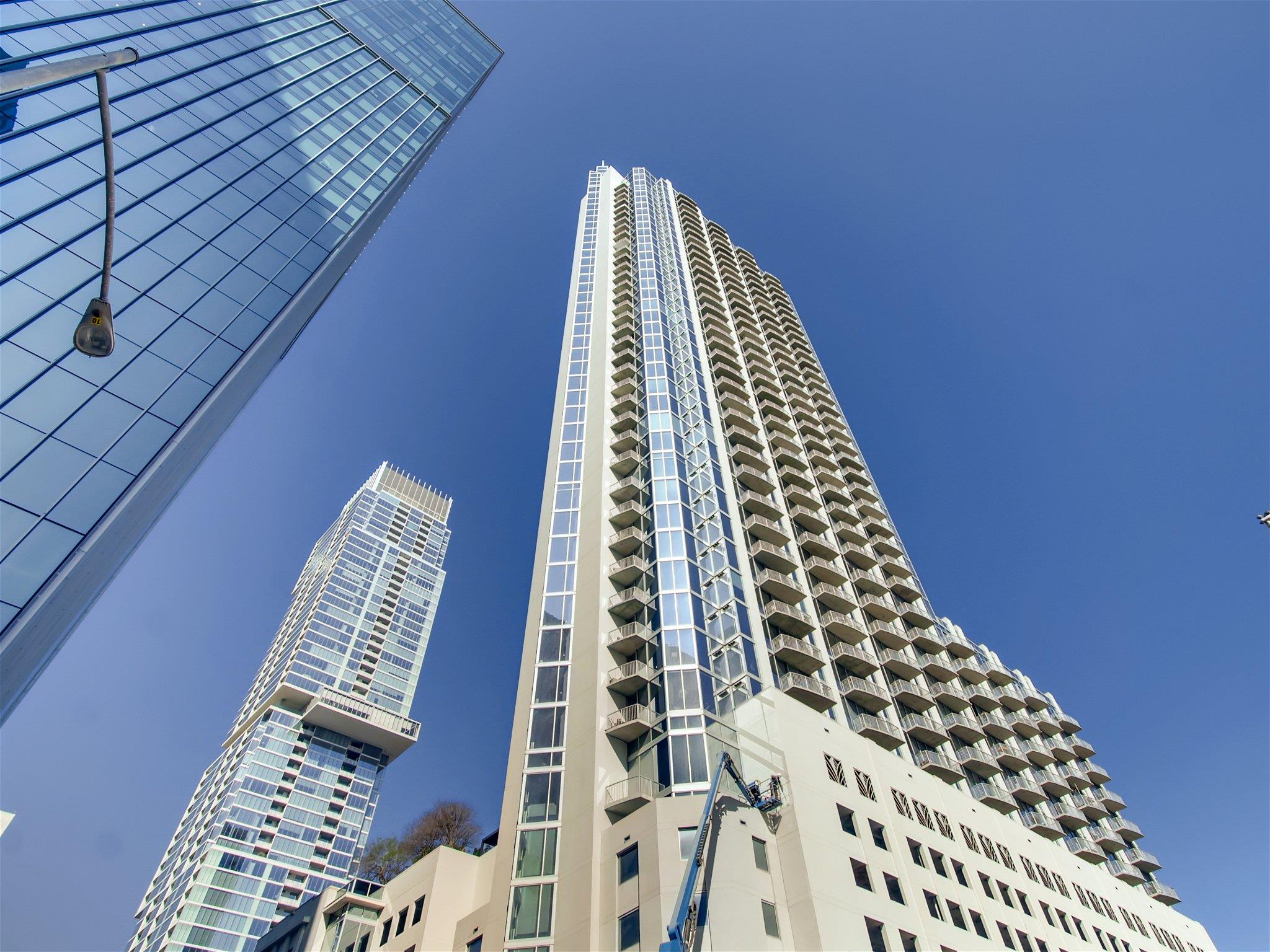 360 Nueces ST # 3109