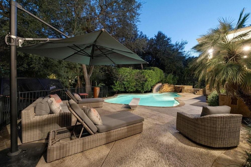 4320 Rio Robles DR