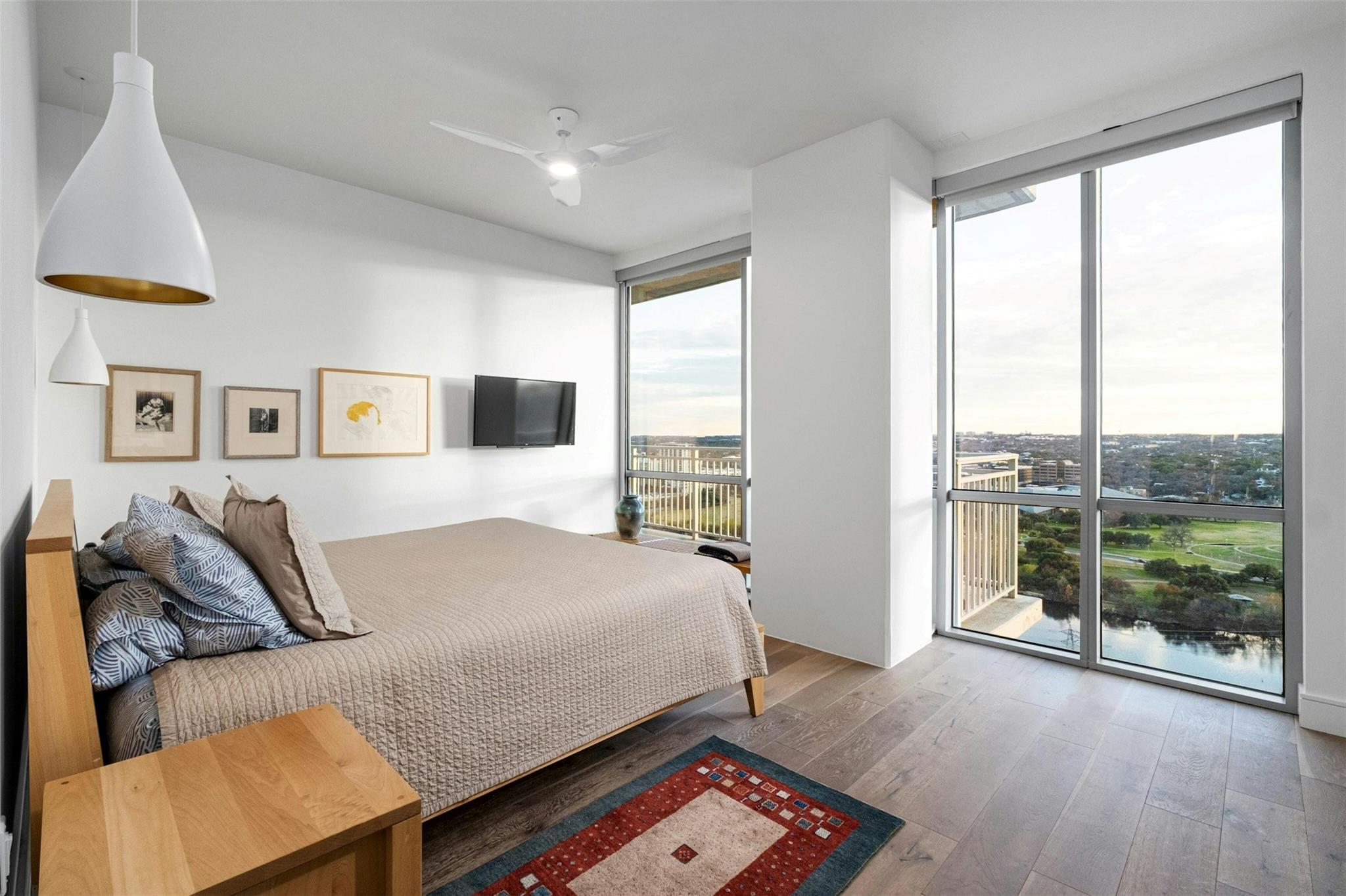 222 West Ave # 2201
