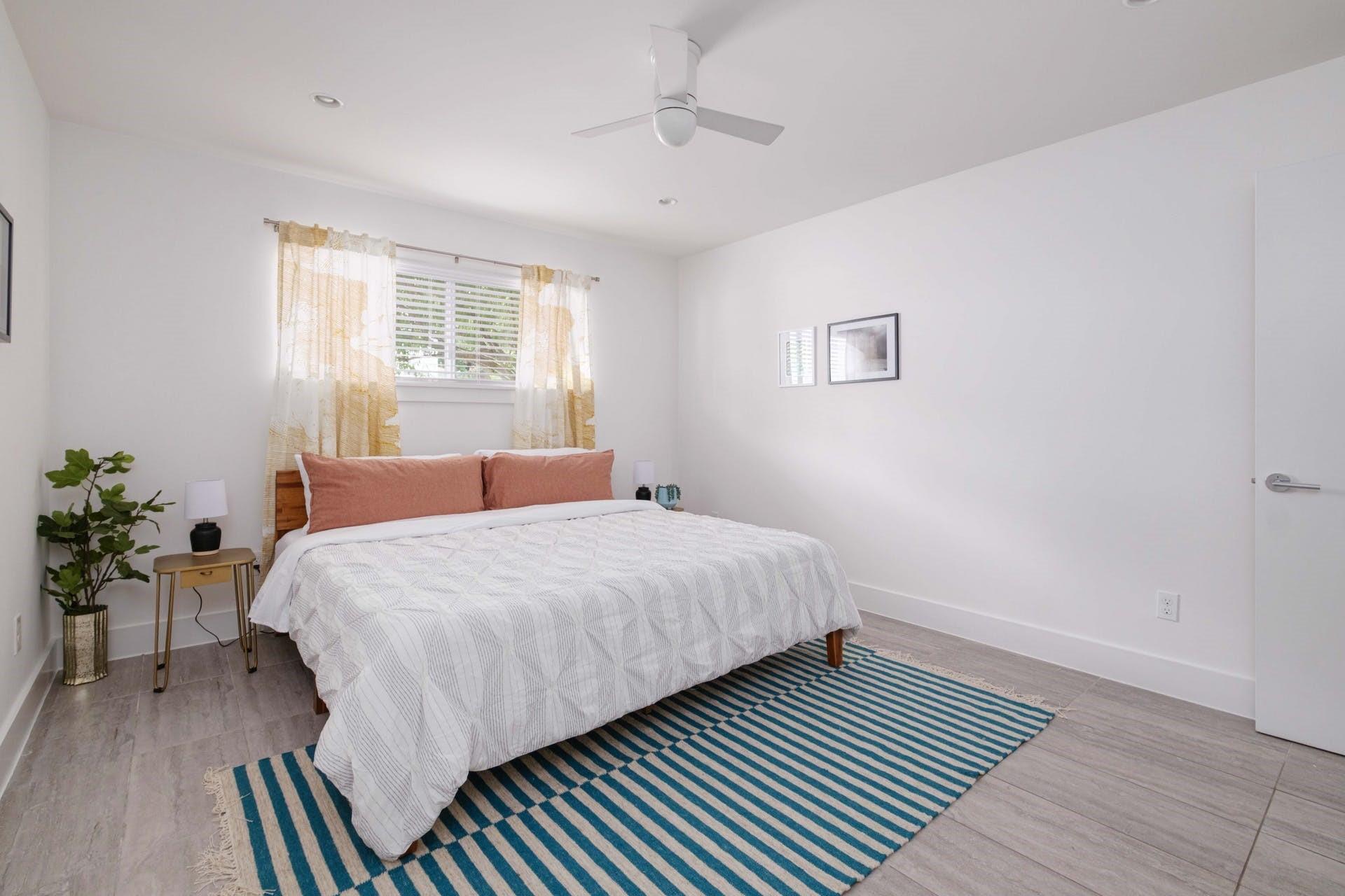 1208 Enfield RD # 106