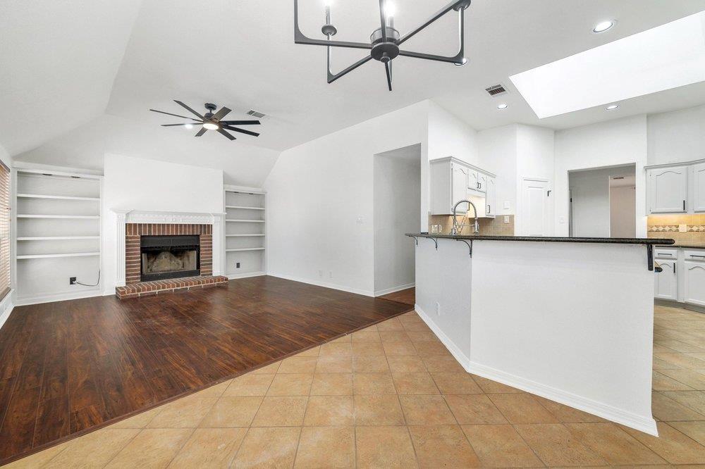 209 El Rio DR