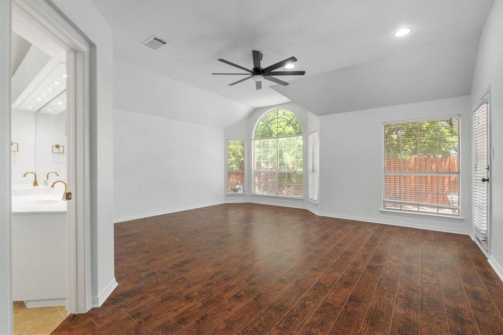 209 El Rio DR