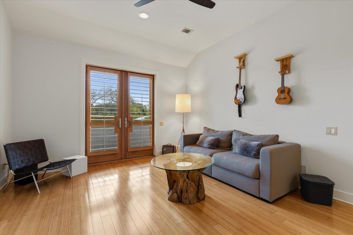 2207 Forest TRL # A