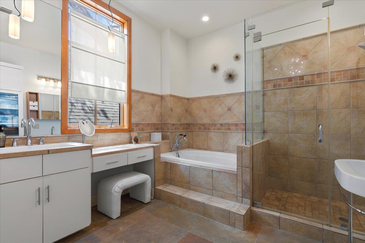 2207 Forest TRL # A