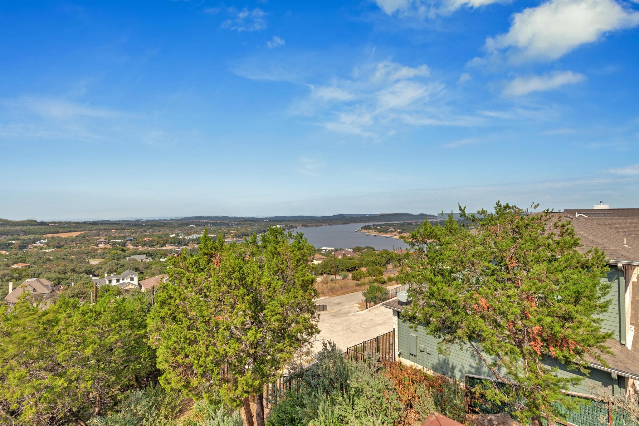 403 Rogart DR