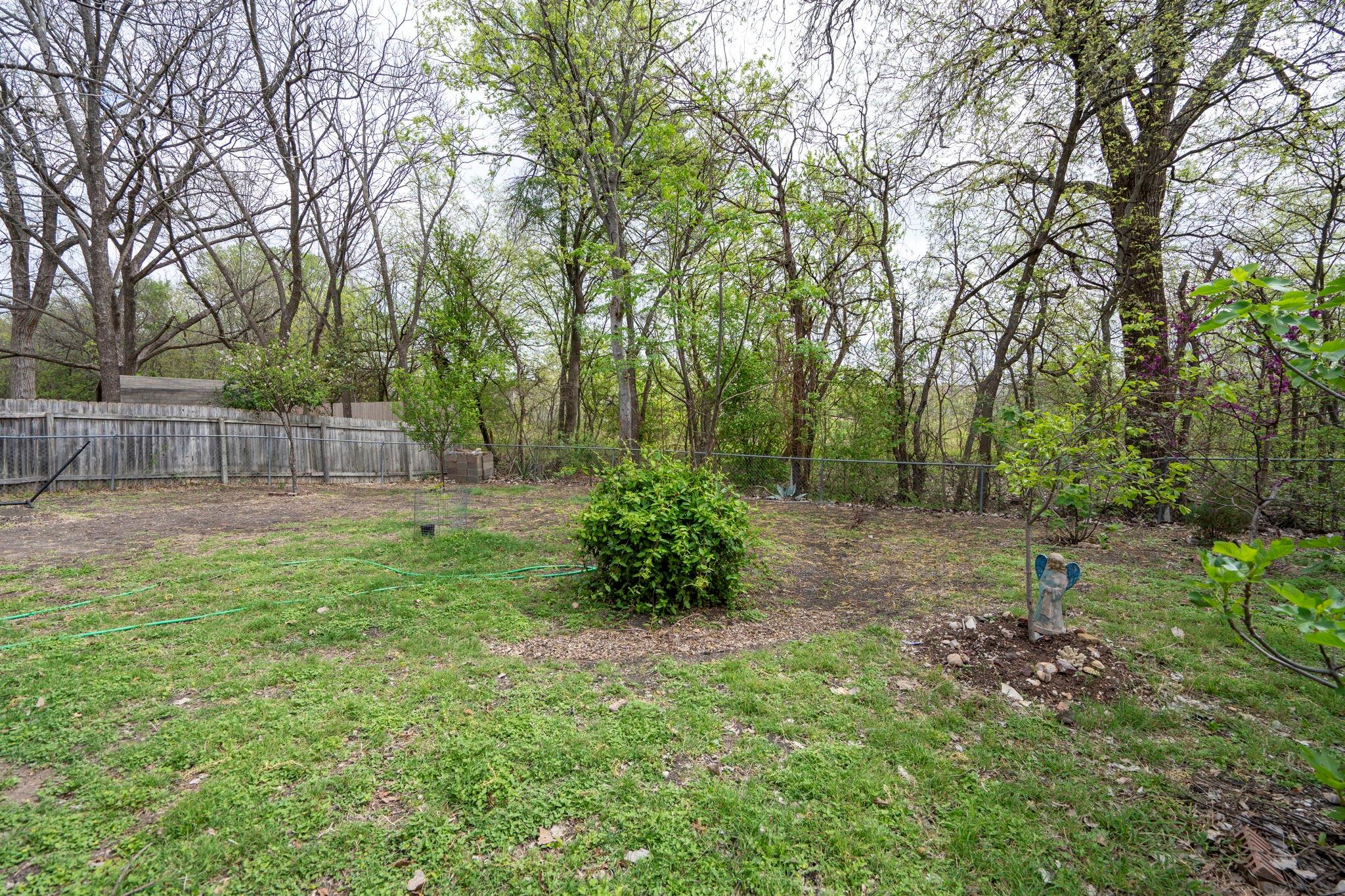 9505 Oriole DR
