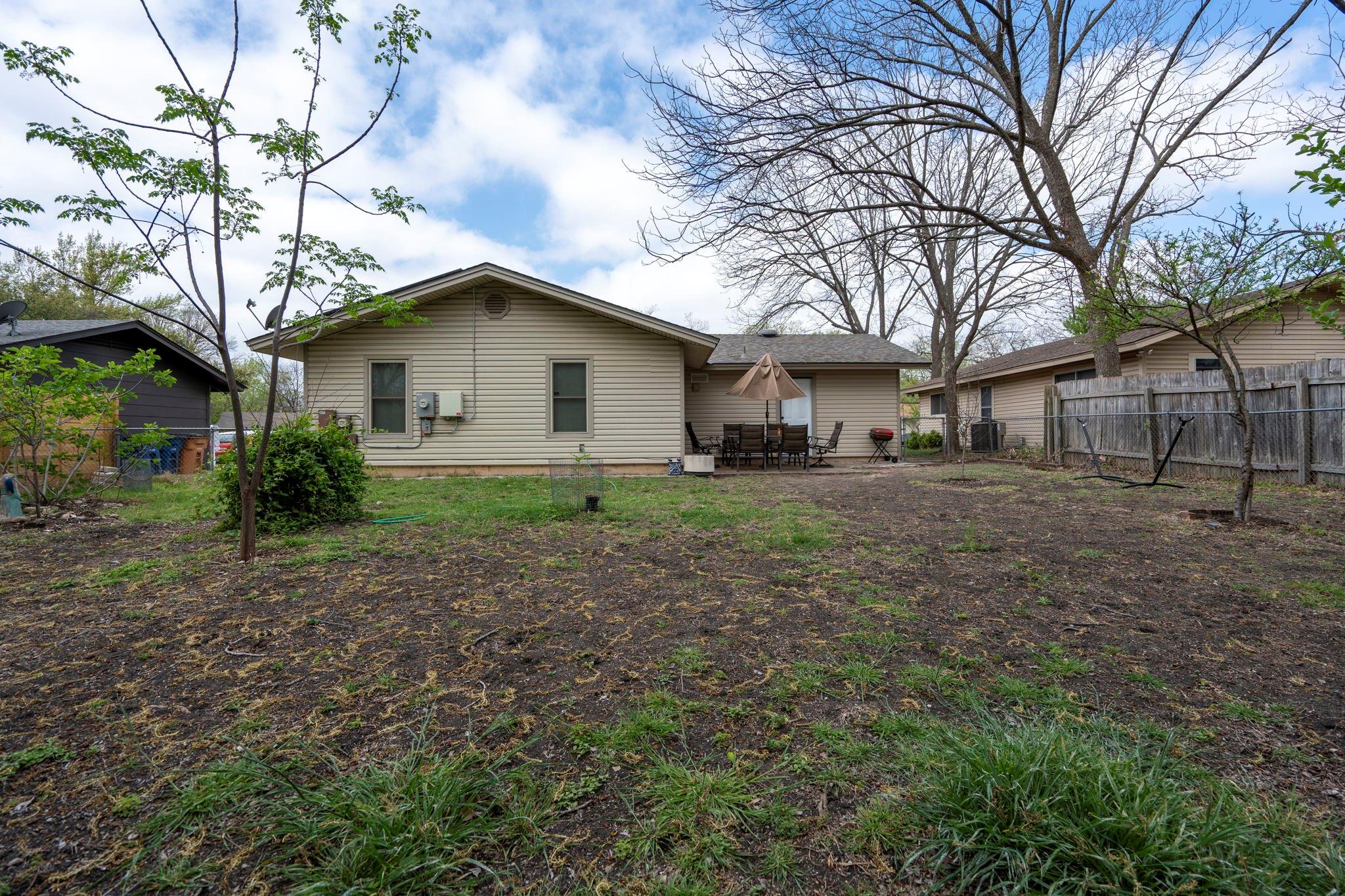 9505 Oriole DR