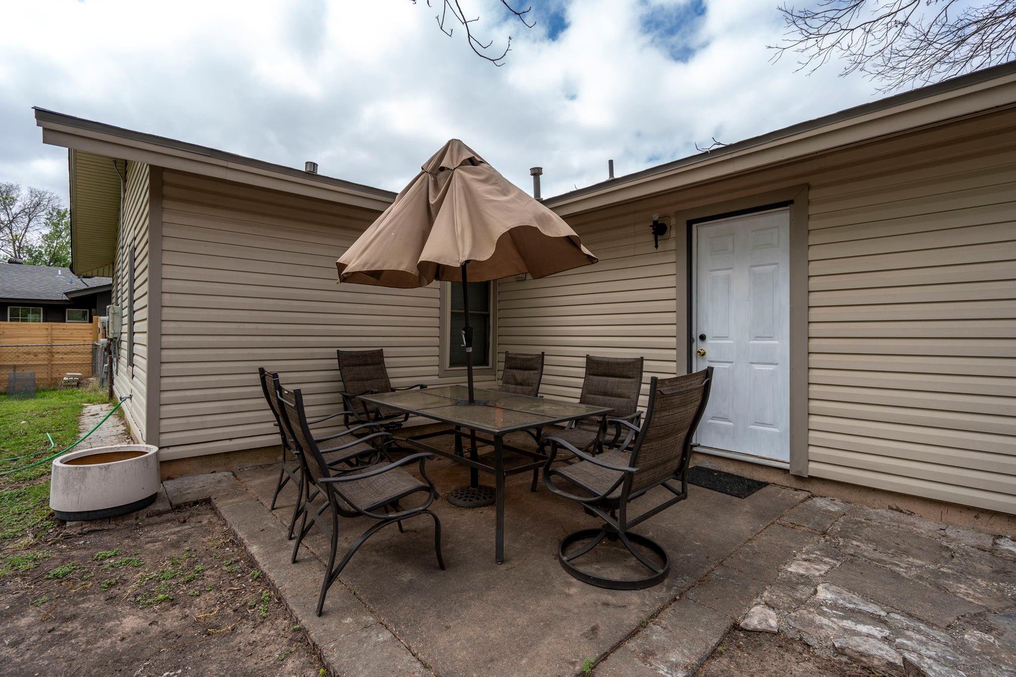 9505 Oriole DR