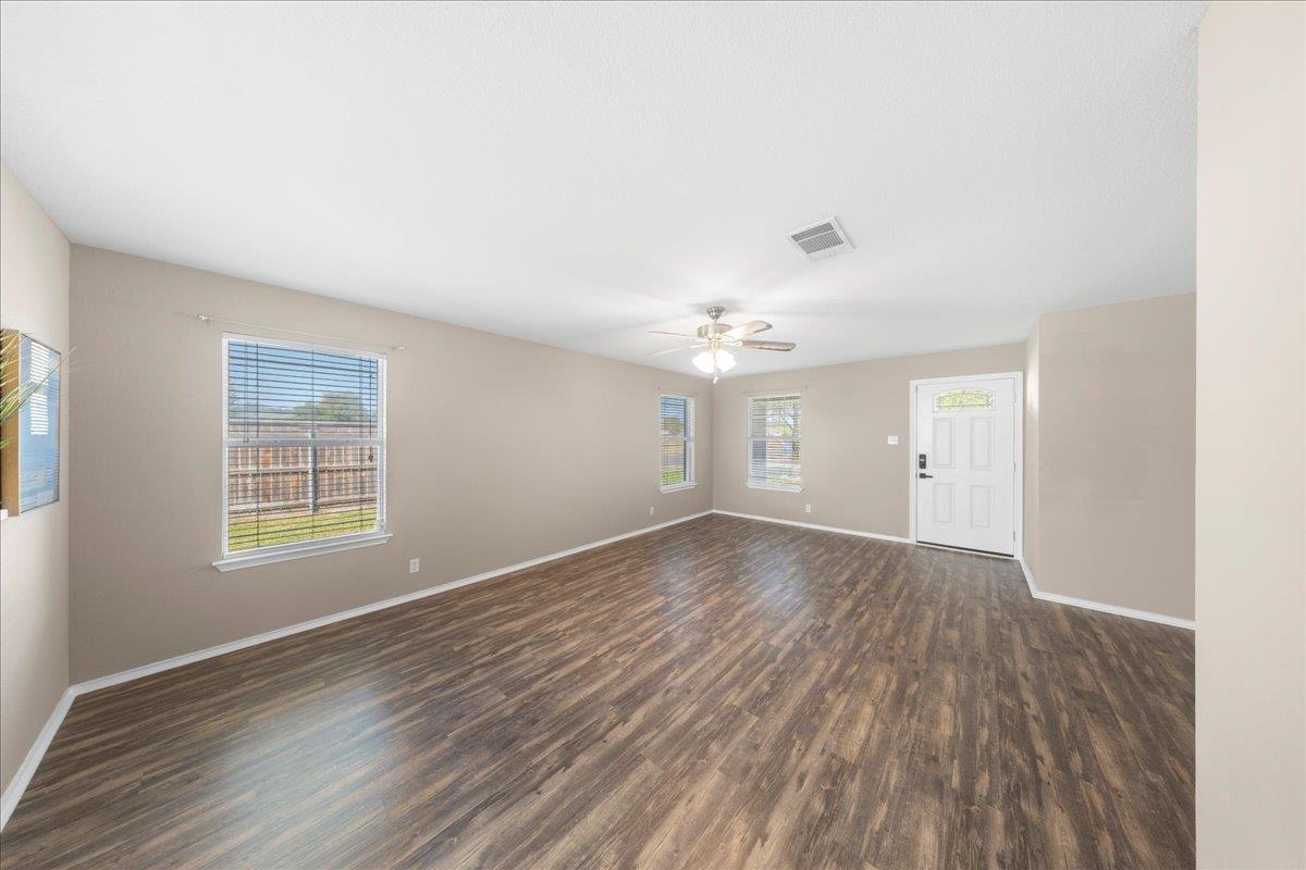 202 Ashbury DR, Leander