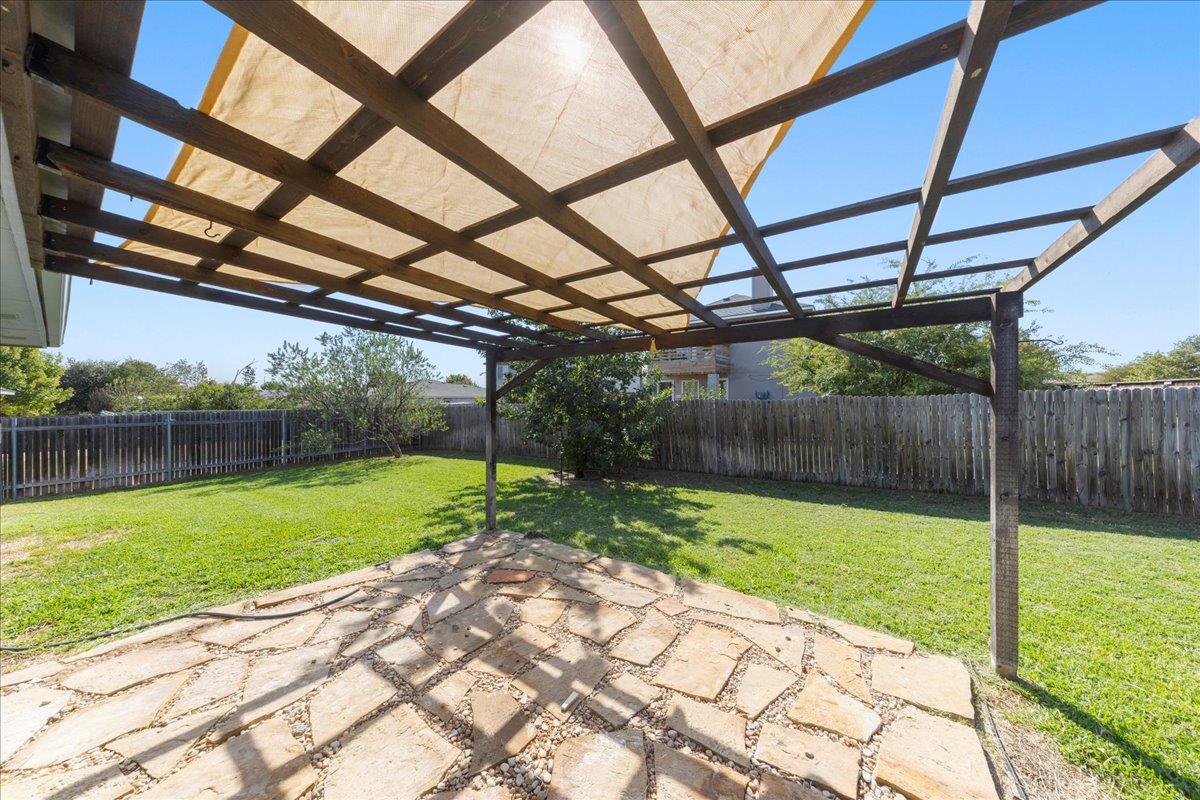 202 Ashbury DR, Leander