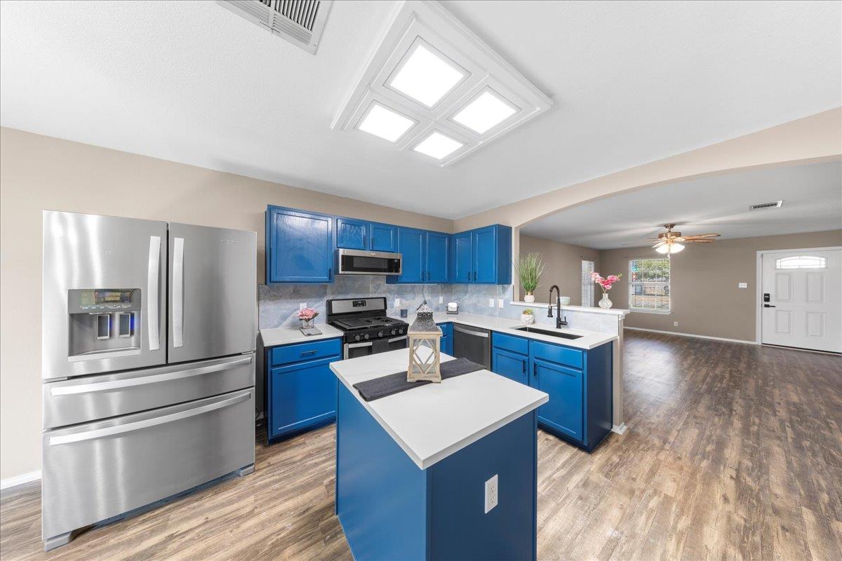 202 Ashbury DR, Leander