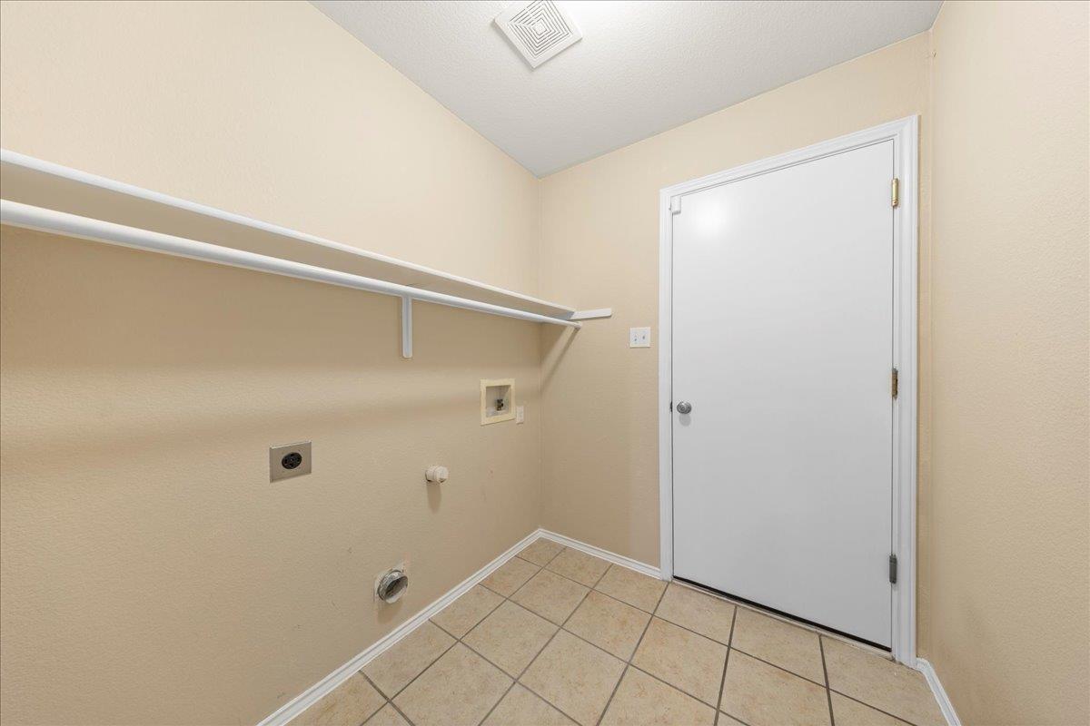 202 Ashbury DR, Leander